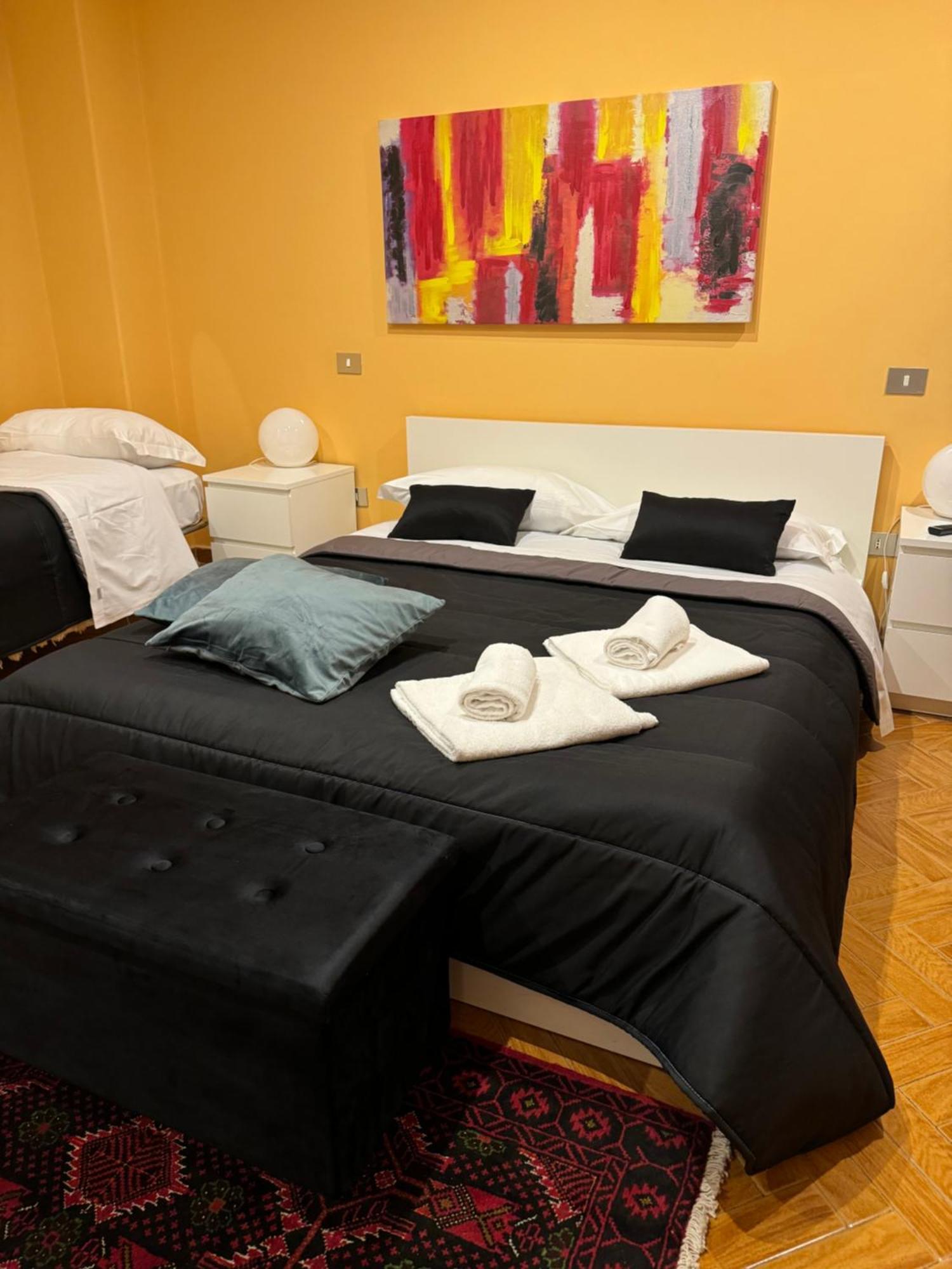 Casina Dei Marsi Bed & Breakfast Avezzano Bagian luar foto